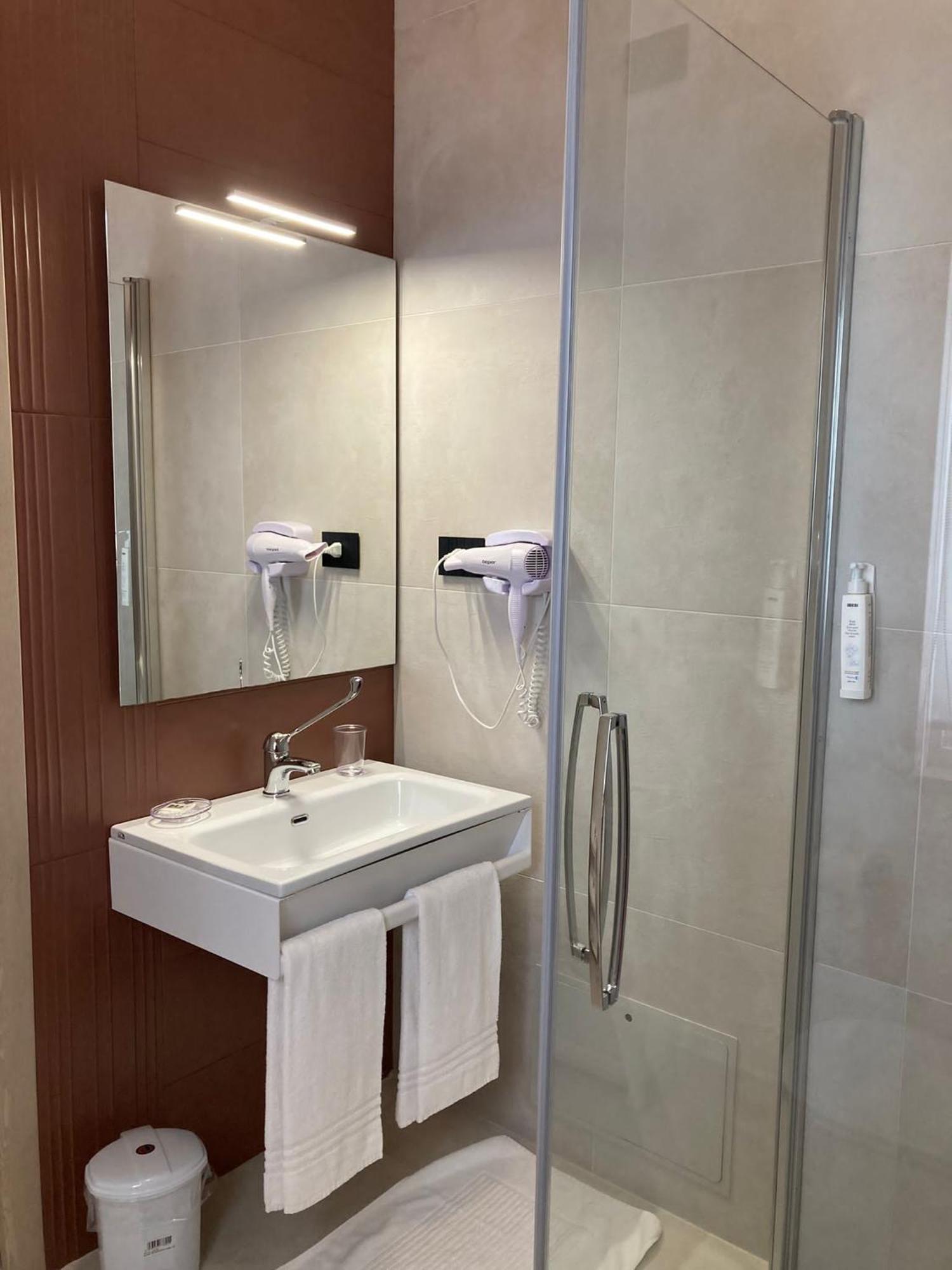 La Maison - Boutique Rooms Sperlonga Ngoại thất bức ảnh